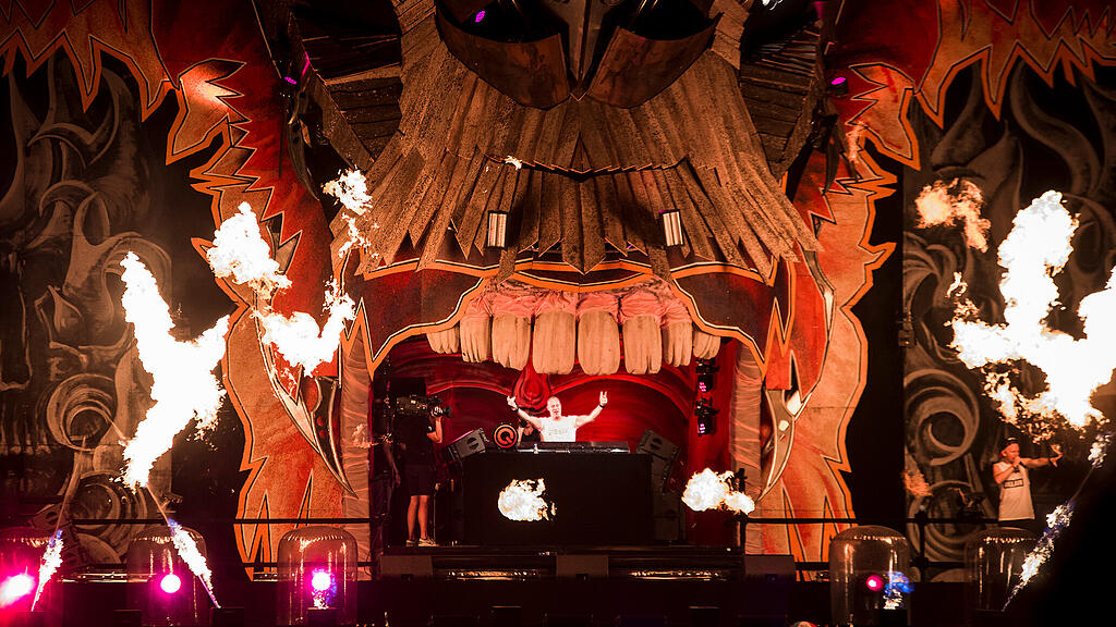 ELF19: Sa, Q-Dance I