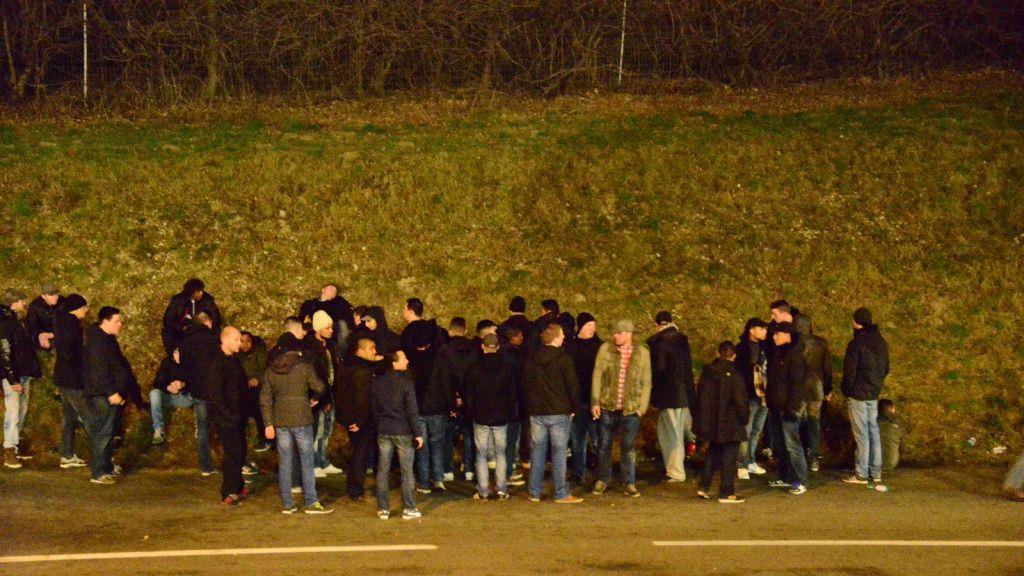 Fußballfans nach dem Spiel