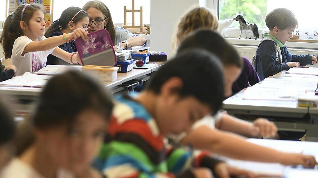 Rund 342.000 Schüler in der Volksschule