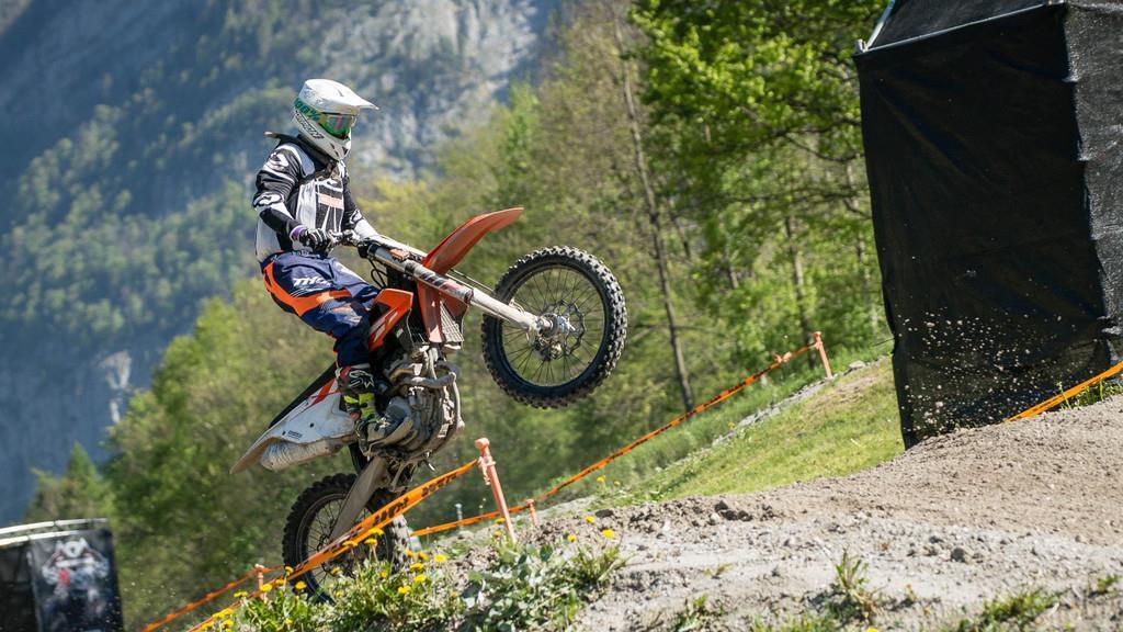 XBOWL MOTOCROSS RACE II
