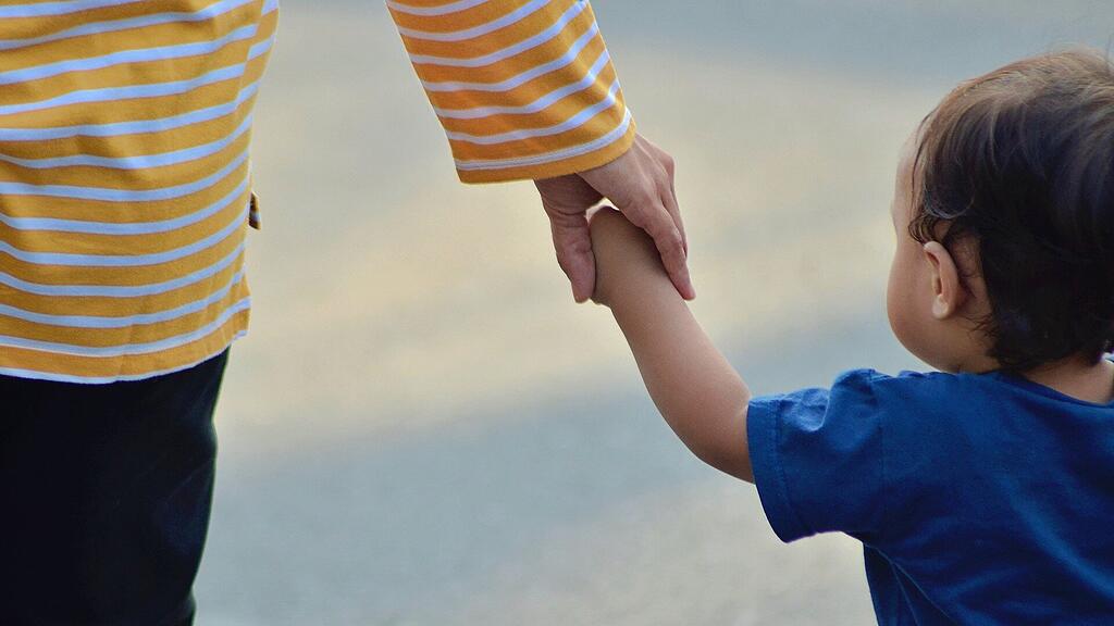 child-g6a862e687_1920.jpg