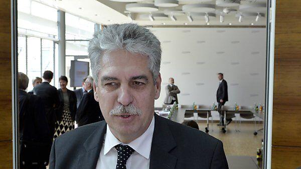 Schelling will "Kärnten nicht im Stich lassen"