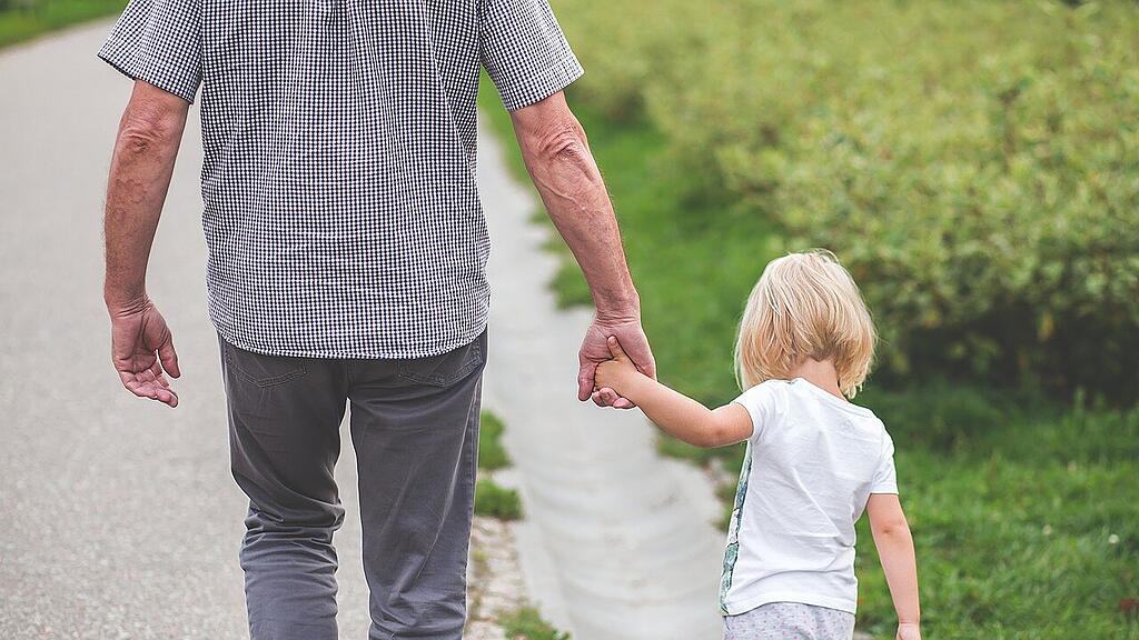 dad-1853657_1280.jpg