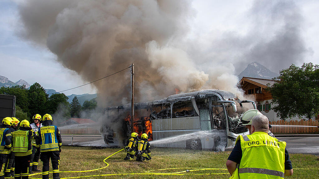 Reisebus_Brand_B20