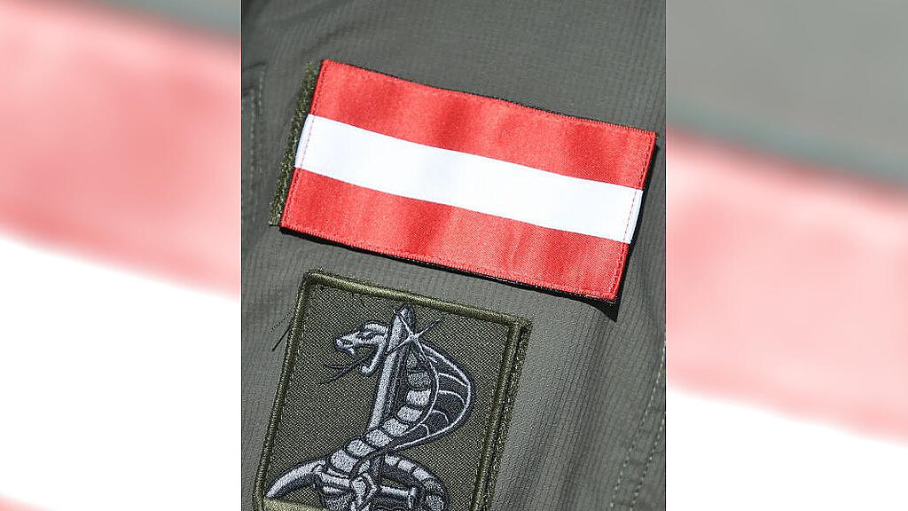 symb_cobra