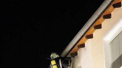 Bilder vom Schlafzimmerbrand