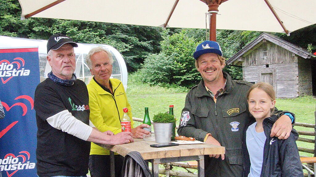 Vespa Treffen beim Latschenwirt