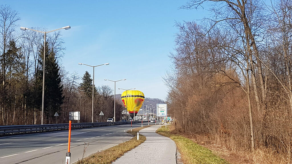 Hei\u00dfluftballon, Notlandung, Alpenstra\u00dfe