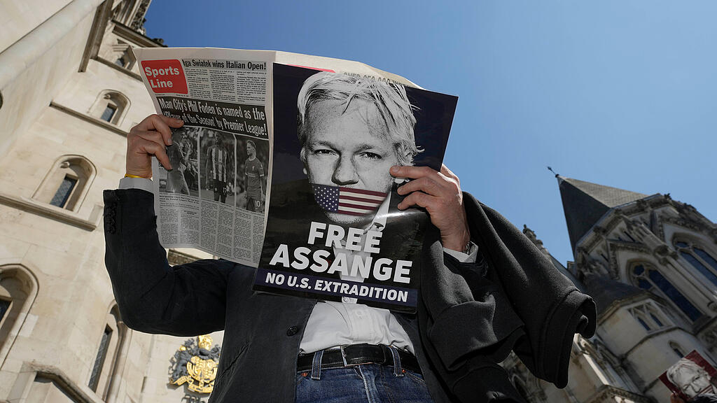 assange