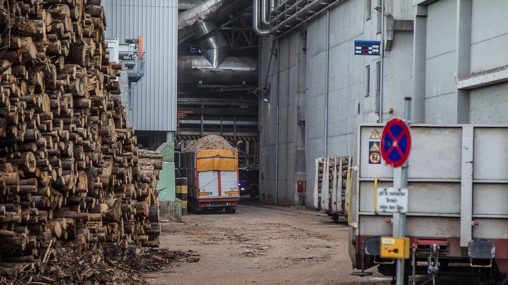 Wals-Siezenheim: Brand in Holzwerk