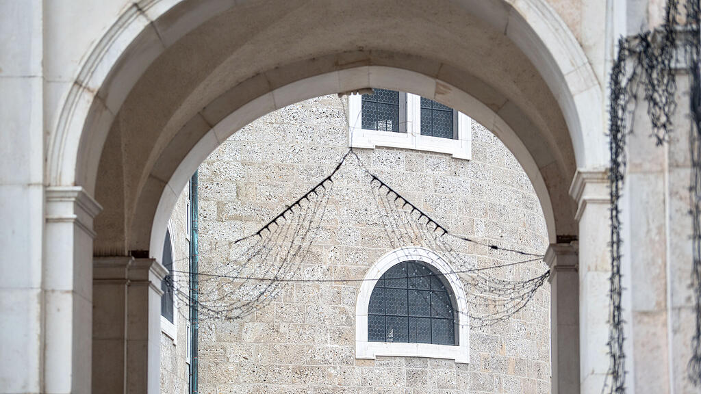 Aufbau Christkindlmarkt