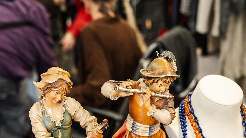 Nacht-, Antik- und Trödelmarkt