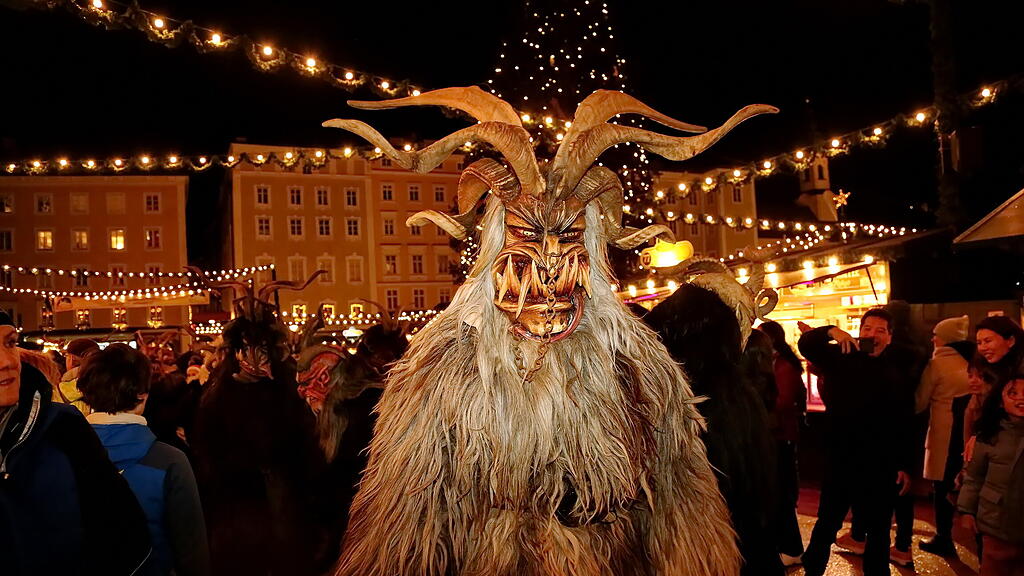 20231221_fmt_perchtenlauf_raunacht_dompl_KJ041.JPG