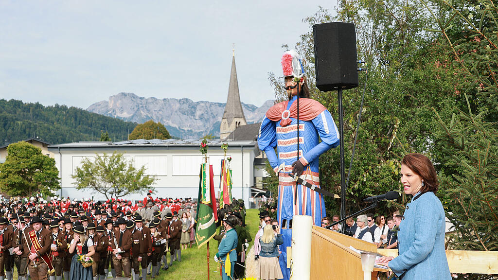 400 Jahre Historische Prangerschützen Bad Vigaun