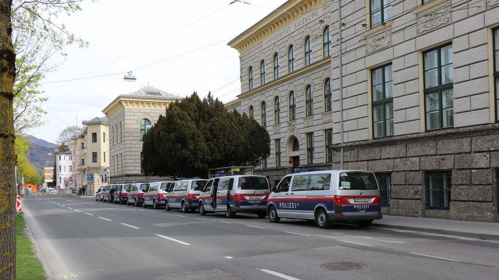 Salzburg vs. Lazio: Polizei fährt in Innenstadt auf