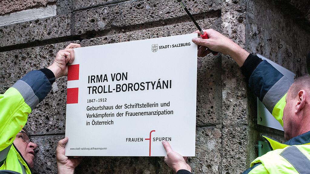 Gedenktafeln "Frauenspuren"