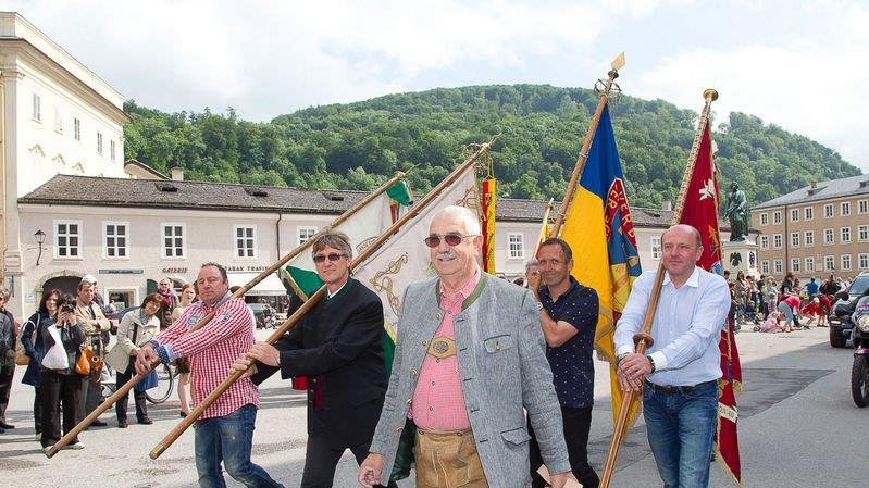 Dult: Umzug durch die Stadt