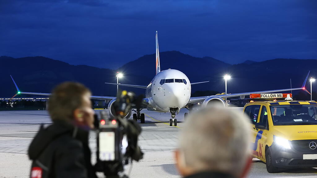 Landung Flydubai in Salzburg