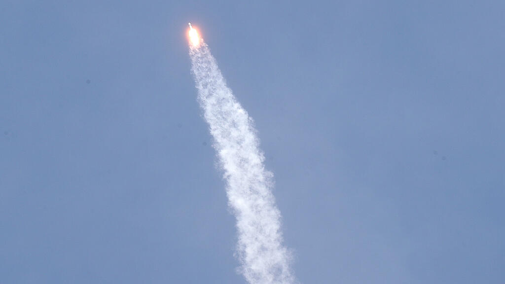 Space X, Crew Dragon, Flacon 9, Cape Canaveral