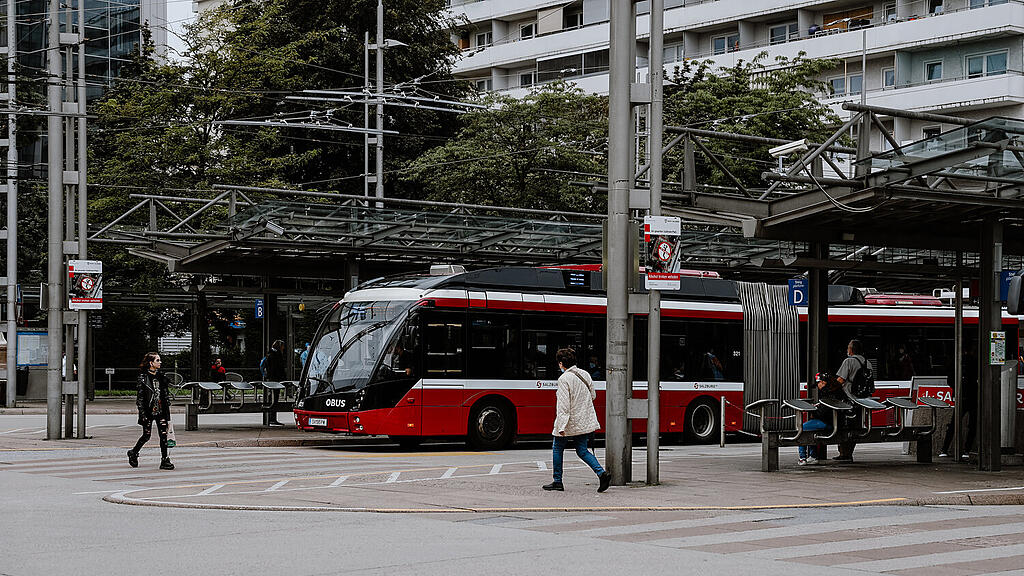 SB, O-Bus, O Bus, obus, Bus, Hauptbahnhof, Busbahnhof.jpg