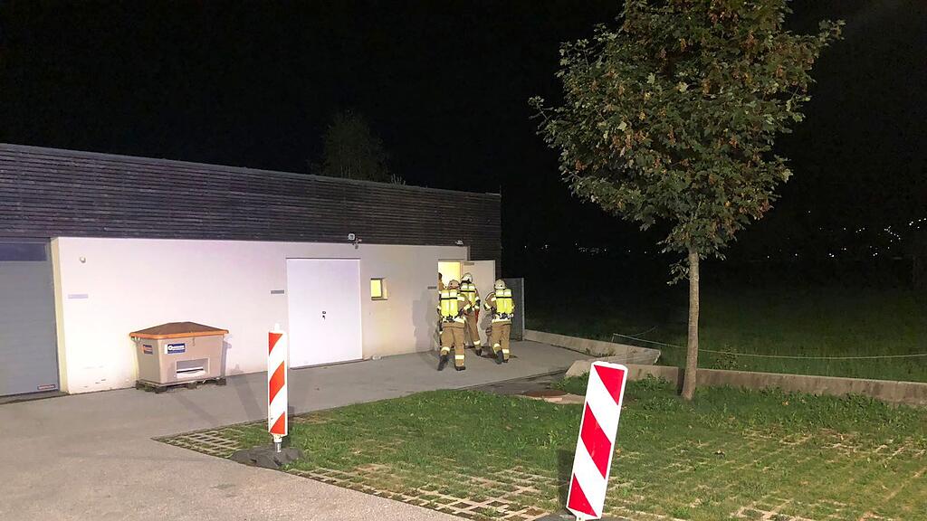 Die Feuerwehr musste wegen eines Chlorgas-Austritts ausrücken.