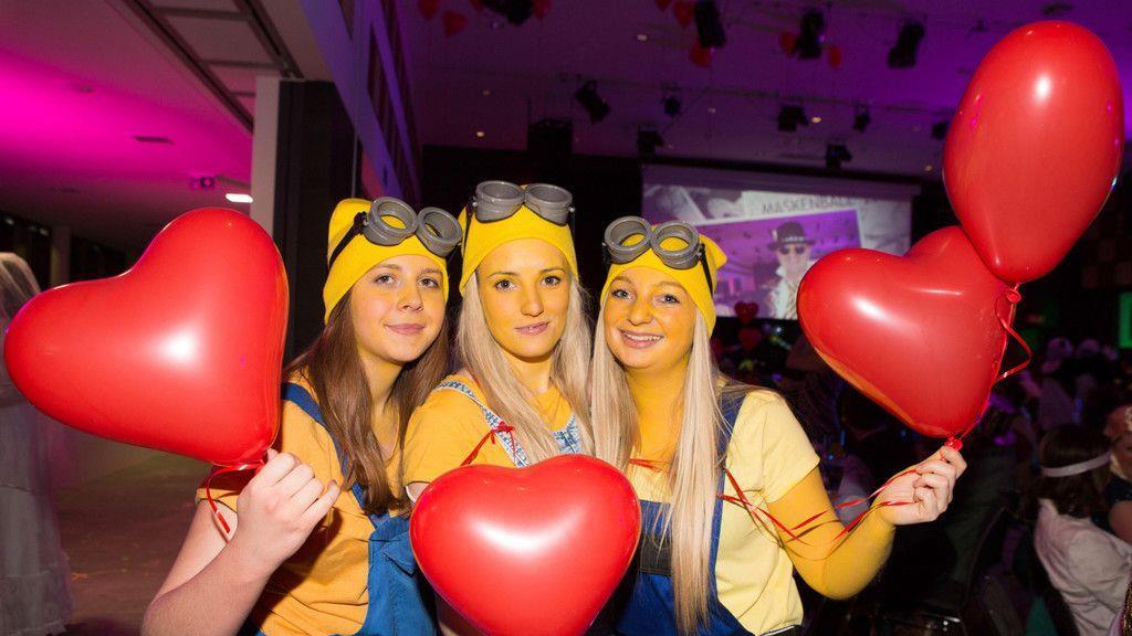 Maskenball in Hallwang