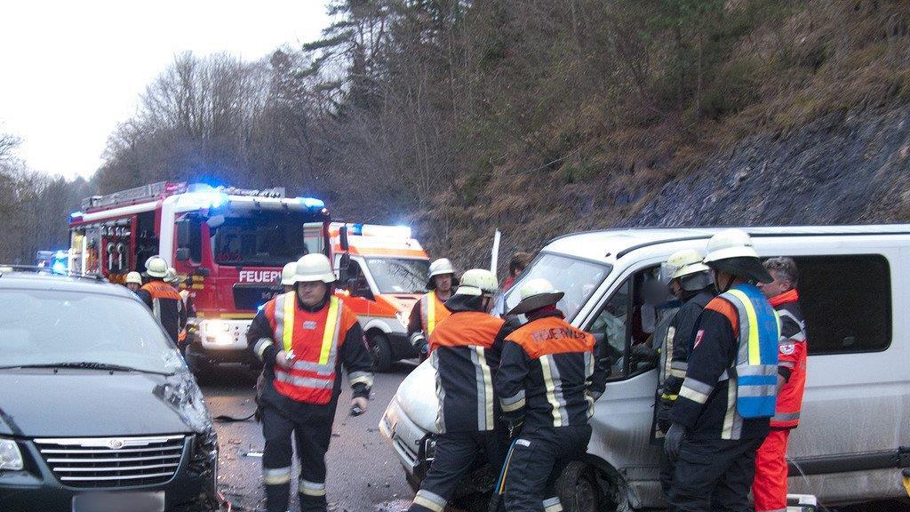 VU auf der B21