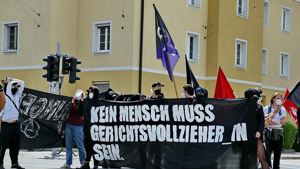 20210529_fmt_Delogierungen_Stoppen_KJ020.JPG