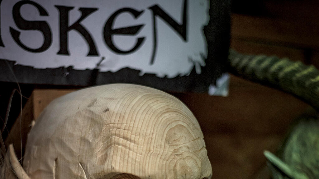 Maskenausstellung Hallein