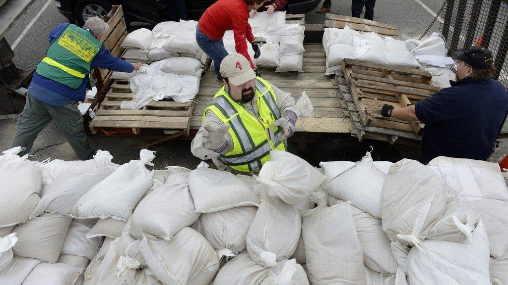 US-Ostküste: Warten auf Hurrikan Sandy