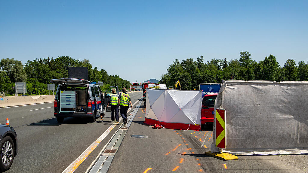 Tödlicher Pkw-Unfall A1 Flughafen