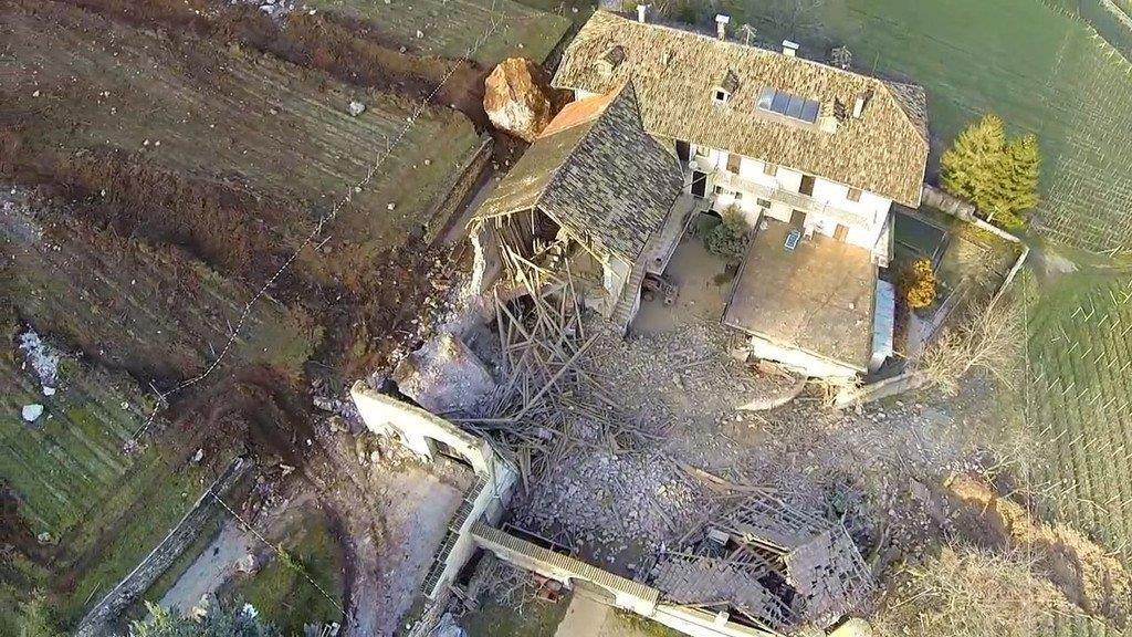 Südtirol: Felssturz in Rungg in Tramin - spektakuläre Luftaufnahmen