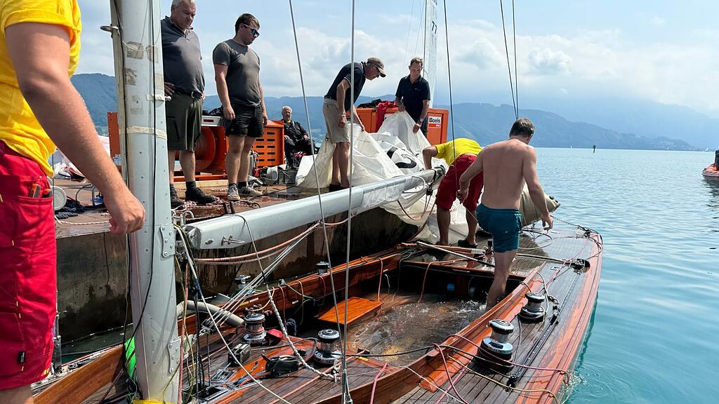 Bergung Holzboot Attersee