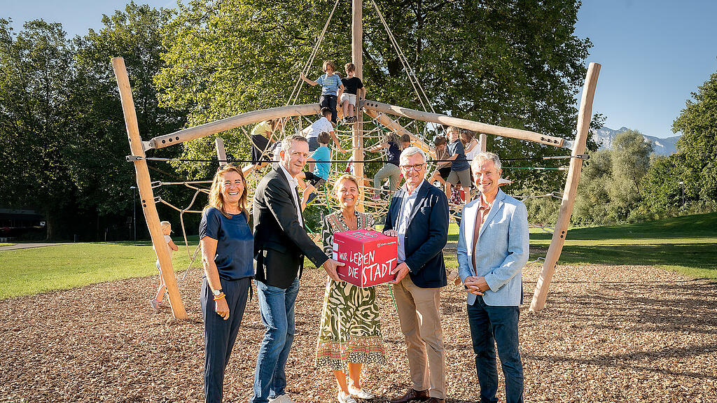 Neuer Spielplatz Akademiestraße