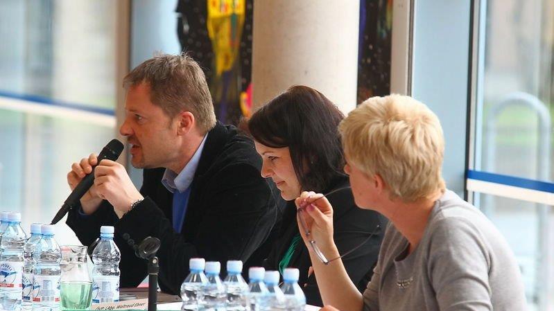 Schülerdiskussion mit Politikern