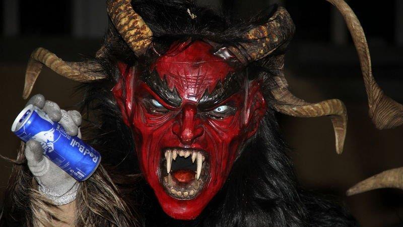 Krampus-Kränzchen I
