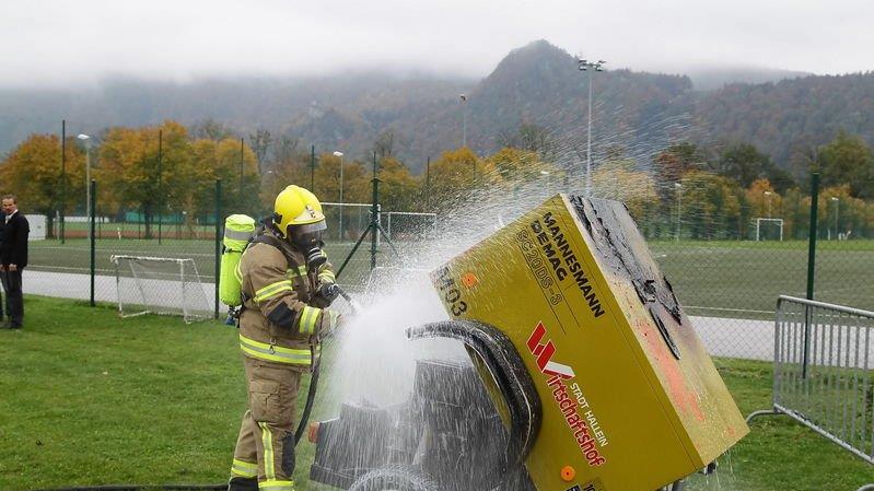 Bilder der Löscharbeiten