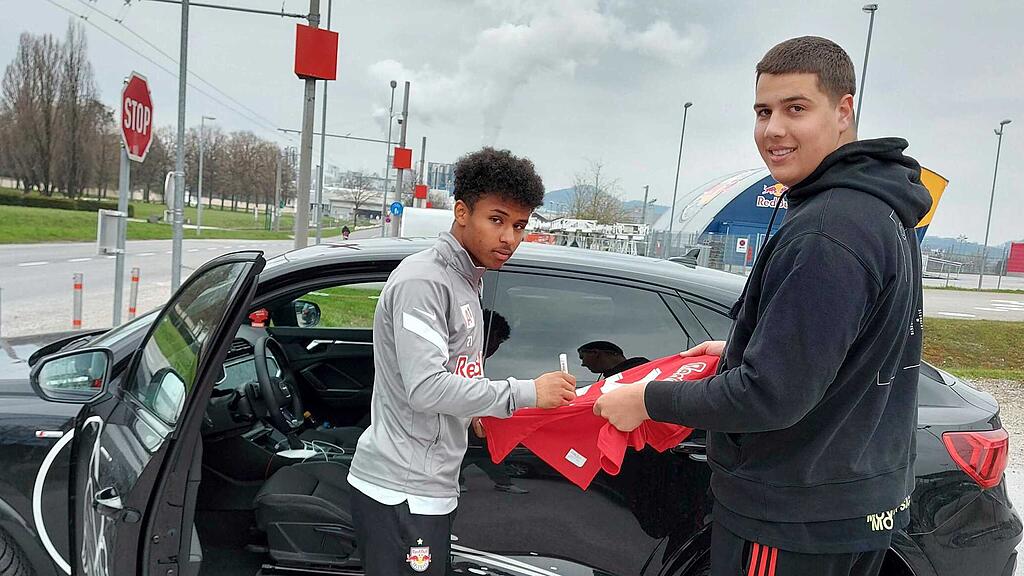 Karim_Adeyemi_Red_Bull_Salzburg_Trikot