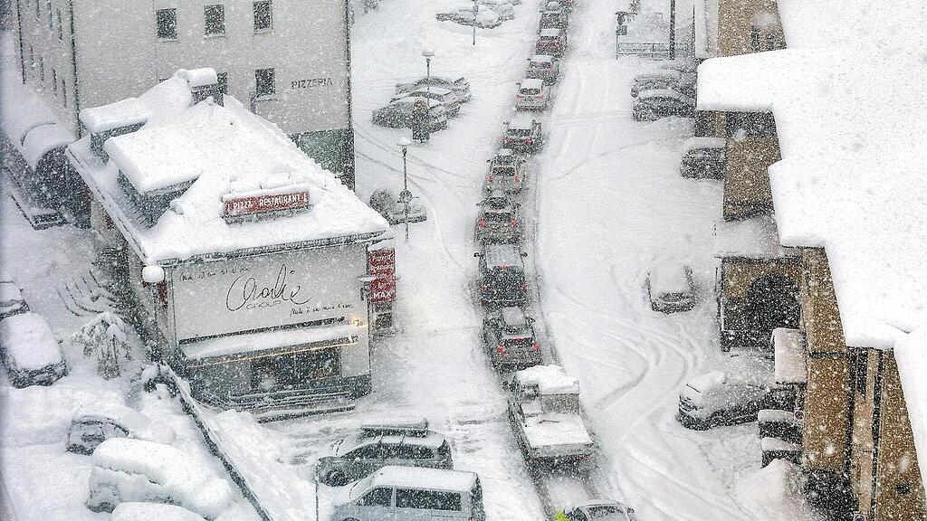 Schnee-Chaos auf Brennerautobahn