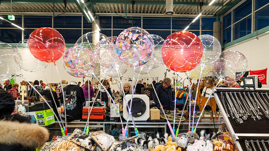 Nacht-, Antik- und Trödelmarkt