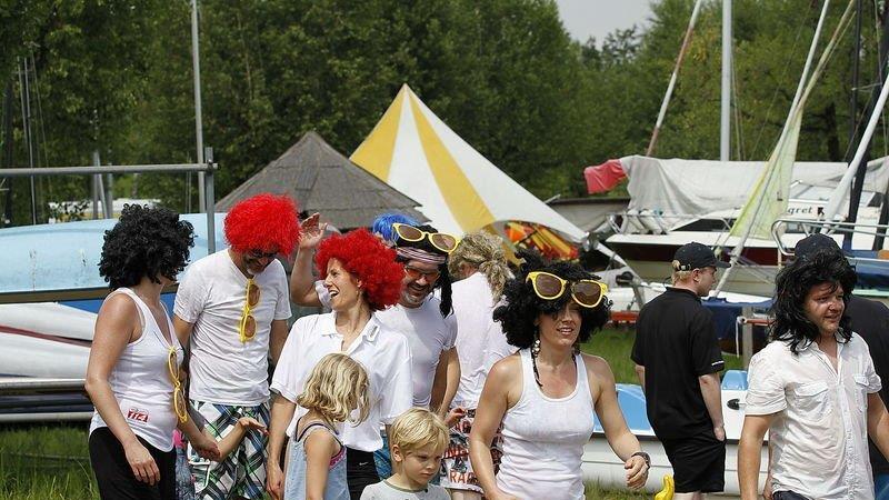 Drachenboot-Action am Mattsee