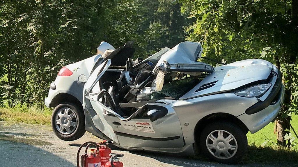 Tödlicher Crash auf B162