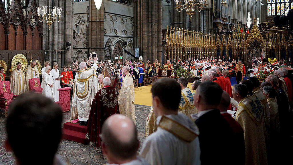 Kr\u00f6nung Charles III.: Die Kr\u00f6nung