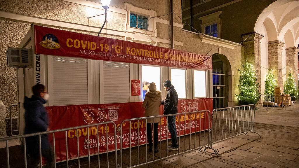 20211118_fmt_christkindlmarkt_eroeffnet_mw-1.jpg