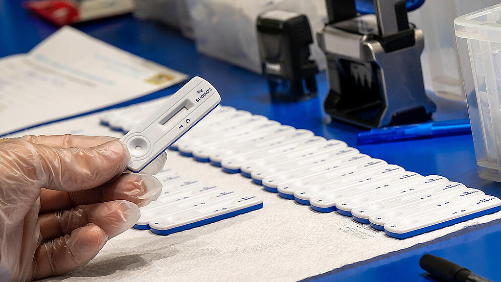 Corona-Tests sind derzeit oft positiv