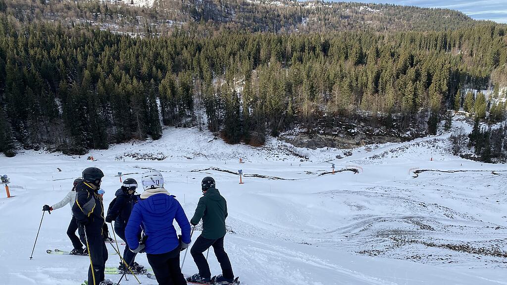 Zwei 17-Jährige sterben bei Ski-Unfall in Tirol