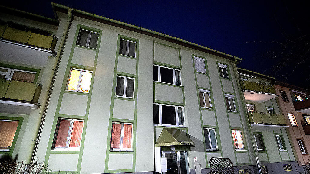 Die Tür wurde von der Feuerwehr aufgebrochen