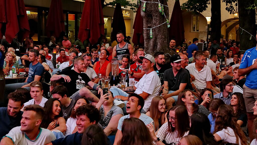 20210626-fmt_Pubilc_Viewing_im_Sternbr\u00e4u_und_ASK-PSV_Sportplatz_KJ002.JPG