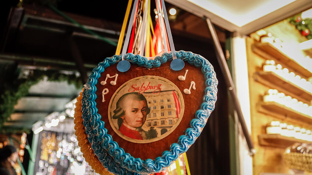 Salzburger Christkindlmarkt - Er\u00f6ffnung
