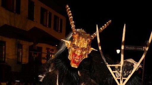 Krampusse in Niederalm